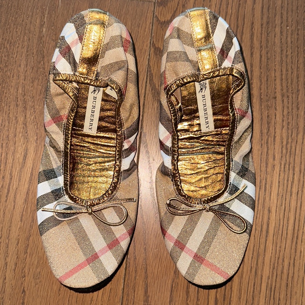 Burberry Travel Foldable Plaid Sparkly Gold Tan Beige Black Slippers